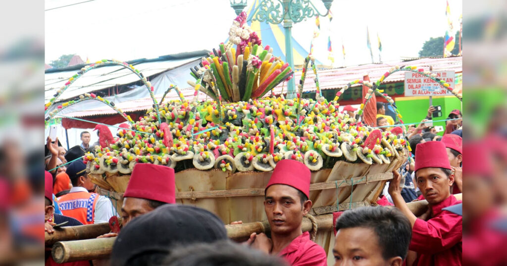 10 Upacara Adat Jogja yang Bikin Wisatawan Terpukau
