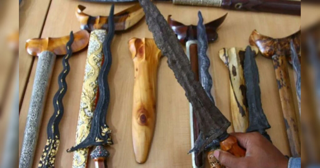 Mengapa Keris Jogja Dianggap Pusaka Berenergi Gaib?