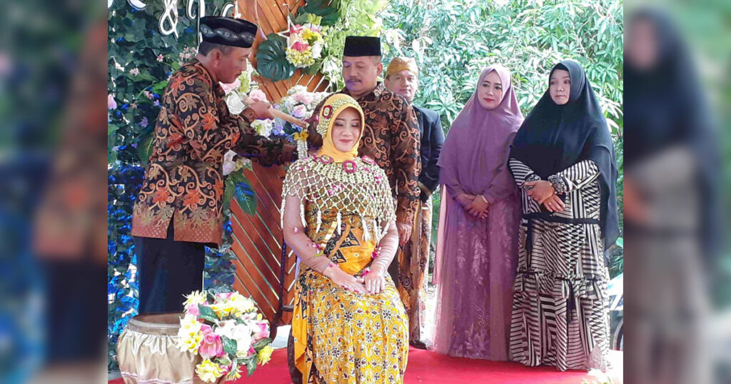 Tradisi Tingkeban Ala Keraton: Makna Sakral yang Menggetarkan Hati